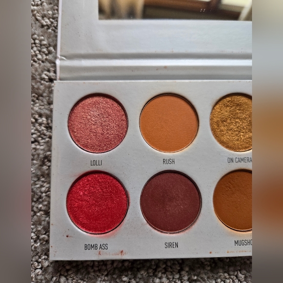 Jaclyn hill morphe - Picture 4 of 7